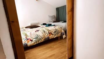 Bügeleisen/Bügelbrett, WLAN, Bettwäsche