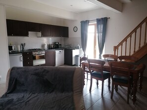 Televisie en een open haard