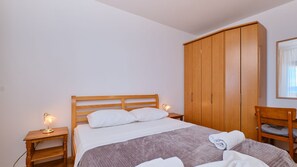 2 bedrooms, free WiFi, bed sheets