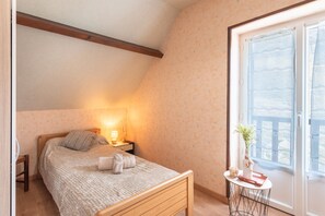 2 bedrooms, iron/ironing board, WiFi - Holiday Home 'Gary Luz' with Mountain View, Private Terrace and Wi-Fi (sazos)