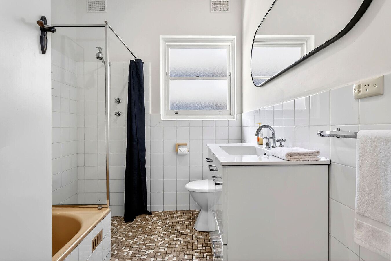 Hair dryer, towels