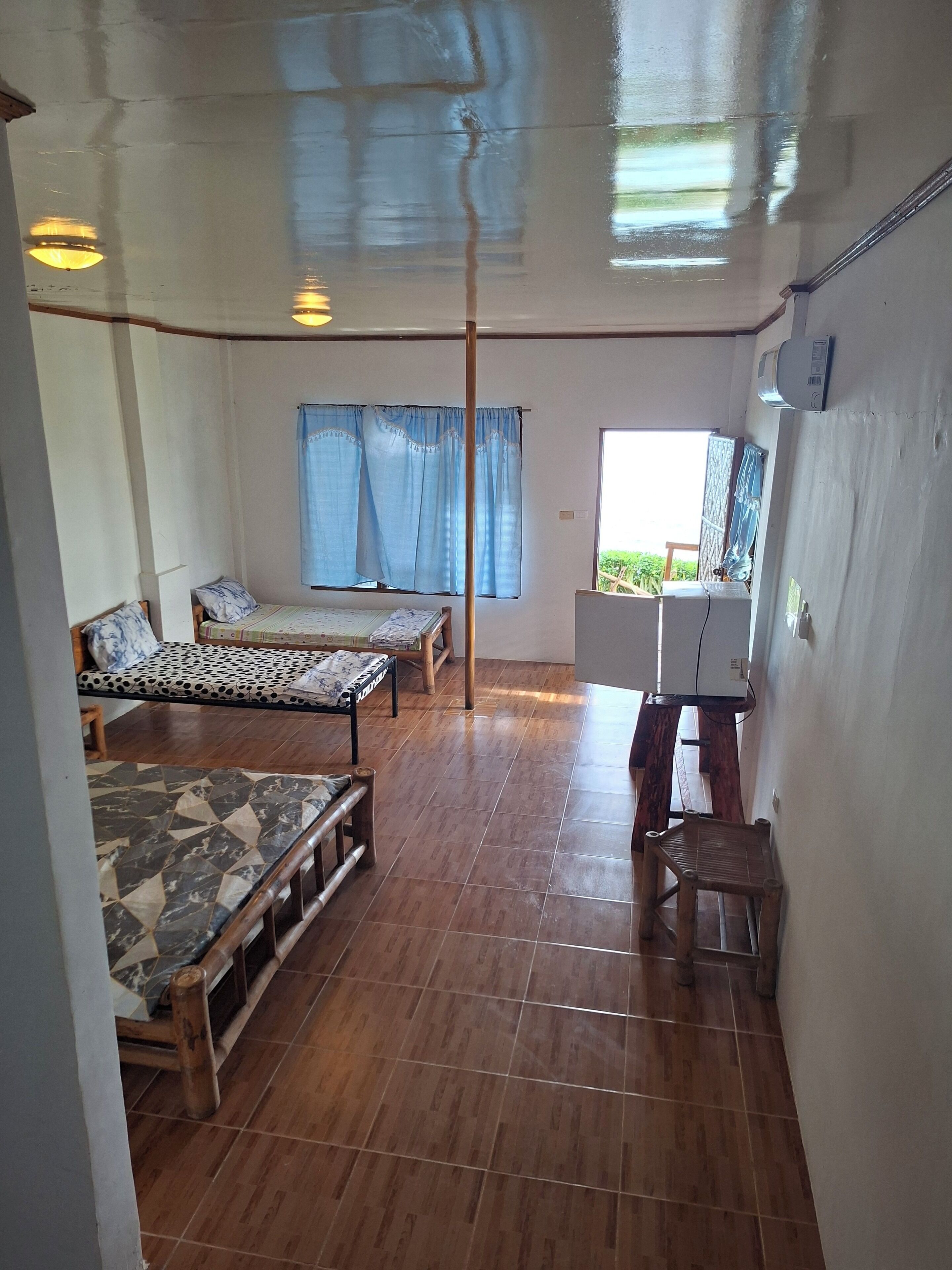 Family Quadruple Room, Ocean View | Hypo-allergenic bedding, in-room safe, free WiFi, bed sheets