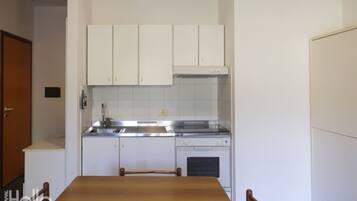 Refrigerador y microondas