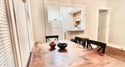 Shreveport's Perfect Place, Duplex, King Bed