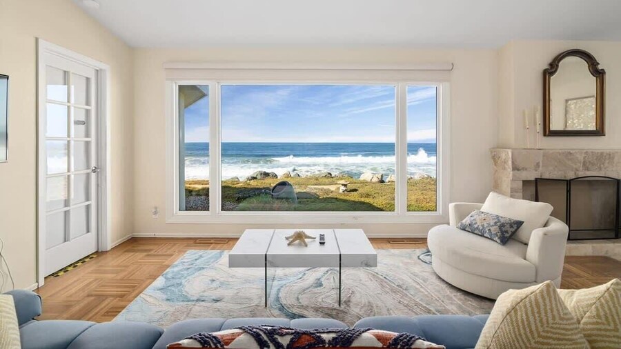 @ Marbella Lane - Oceanfront W/unobstructed Views!