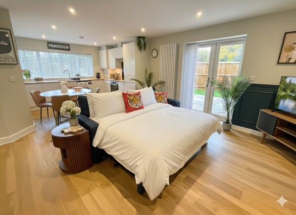 1 chambre, fer et planche à repasser, Wi-Fi, literie fournie