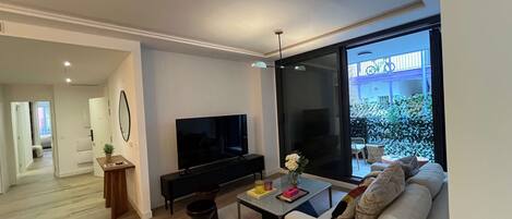 Apartment | 3 bedrooms, Internet