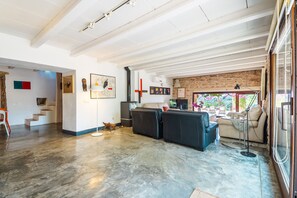 تلفزيون، مدفأة