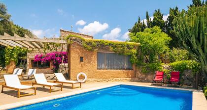 Can Pessal casa de vacaciones en la montaña con piscina privada cerca de Es Carritx Mallorca