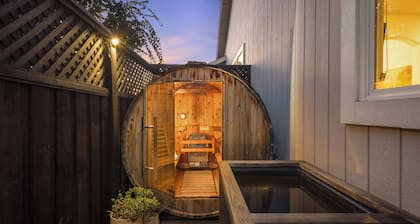 Windsor Home with Sauna & Outdoor Fire Pit