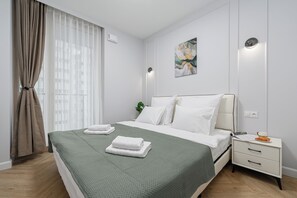 アパートメント バルコニー | 防音設備、アイロン / アイロン台、WiFi (無料)