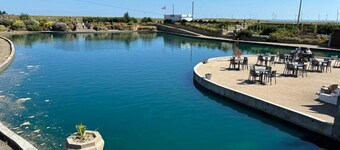 Crescent House - Amazing Coastal Escape