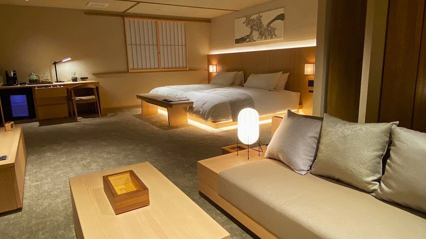 Premium bedding, down comforters, free minibar items, in-room safe