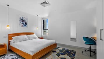 Apartment | 2 bedrooms, laptop workspace, iron/ironing board, bed sheets