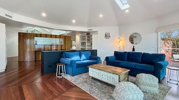 Apartment | Living room