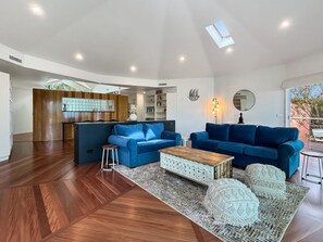 Apartment | Living room