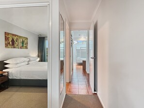 Apartment | 4 bedrooms, iron/ironing board, bed sheets - Spacious 4-bed Home With Coastal Charm (Long Beach)