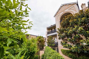 Apartment | Exterior - Quiet Glebe Studio Near Parks & Cafes (Sydney)