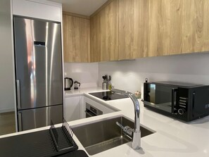 House | 2 bedrooms, Internet - w Modern 2BR With Terrace in Chueca (Madrid)