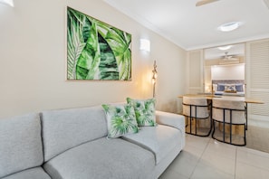 Apartment | 2 bedrooms, Internet