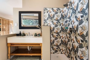 Hair dryer, towels