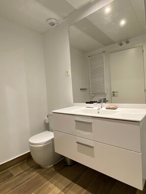 Lägenhet | 2 sovrum och internet