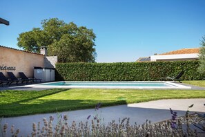 Außenpool (je nach Saison geöffnet)