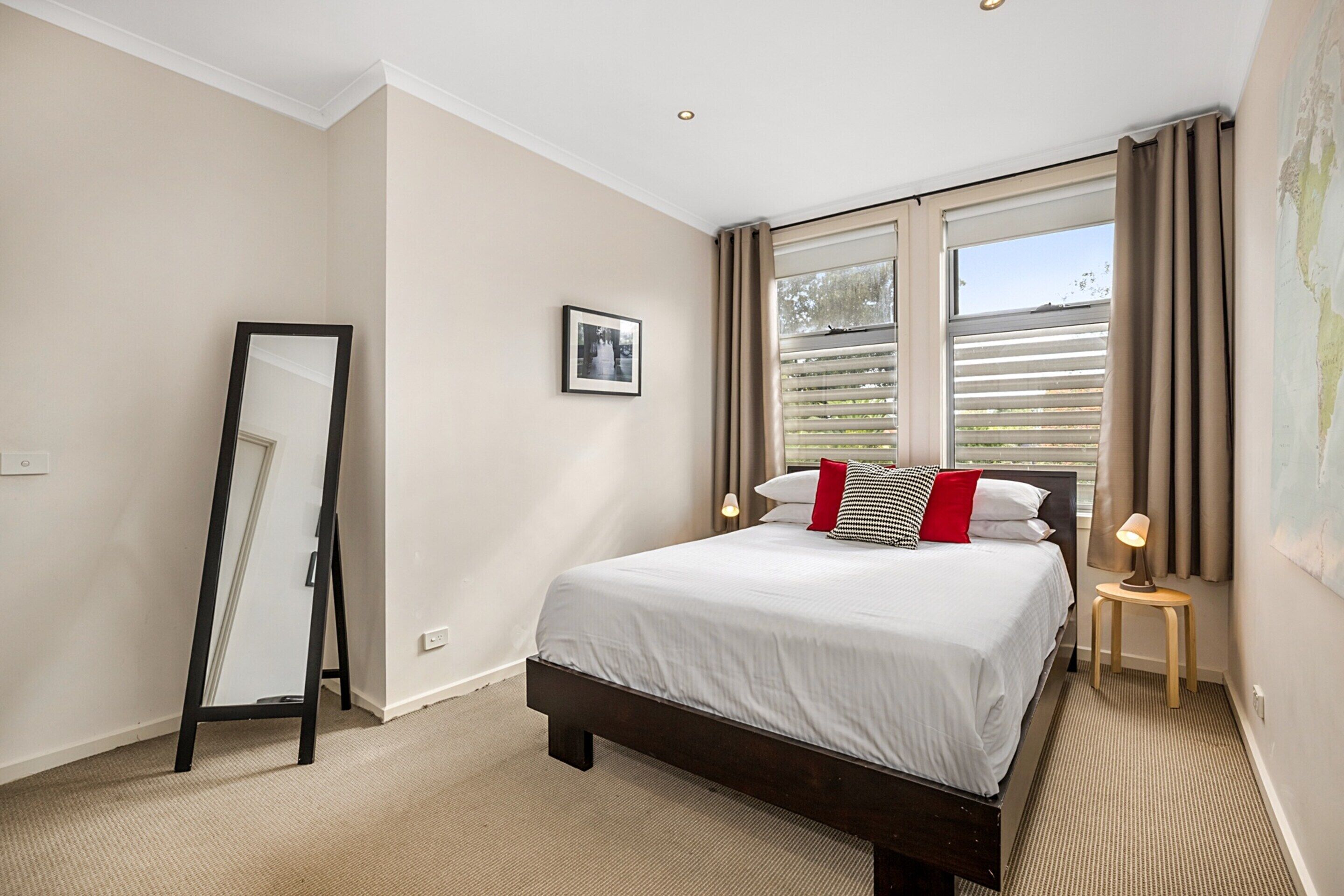 Leilighet | 2 soverom, skrivebord for bærbar PC, strykejern/-brett og sengetøy