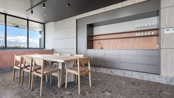 Apartment | Tempat makan