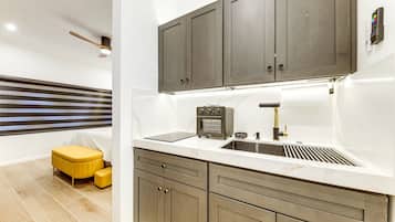 Microondas y parrilla de estufa