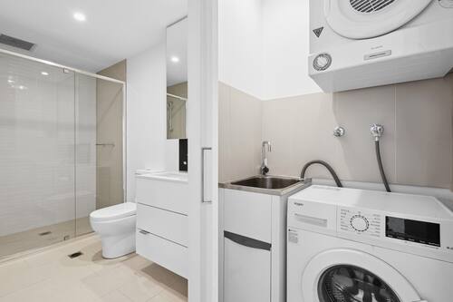 Apartment | Bathroom