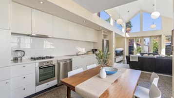 Apartment | Private kitchen | Fridge, microwave, oven, stovetop