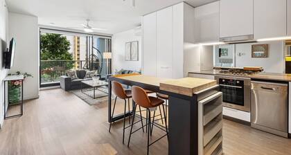 Cosy 2-bed With Pool, Bbq Area and Secure Parking