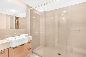 Apartment | Bathroom