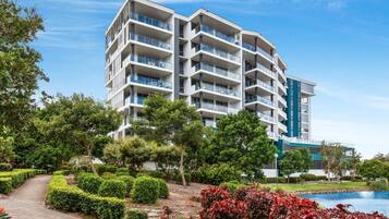 Apartment | Reception