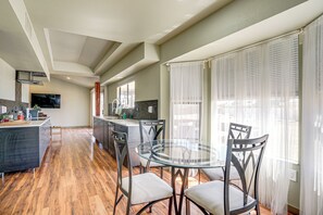 House (2 Bedrooms) | Interior - Dog-friendly Family Home in Glendale Suburbs! (Sun City West)