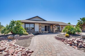 House (2 Bedrooms) | Interior - Dog-friendly Family Home in Glendale Suburbs! (Sun City West)