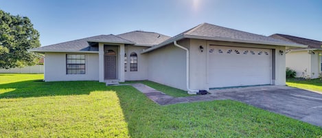 House (3 Bedrooms) | Front of property