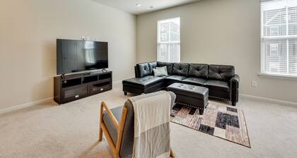 Room to Work + Relax! Spacious Unit Near Charlotte