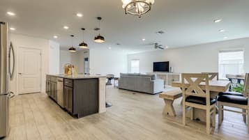 Maison (4 Bedrooms) | Intérieur