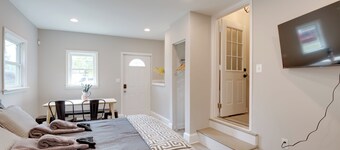 2 Mi to Historic Occoquan District: Modern Duplex