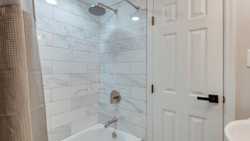 Nhà (2 Bedrooms) | Nội thất