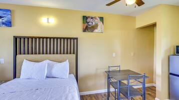 Apartment (0 Bedroom) | Interior