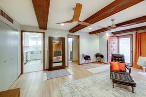 Apartment (1 Bedroom) | Interior - Convenient Condo 8 Mi to Dtwn Indianapolis! (Indianapolis)