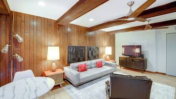 Apartment (1 Bedroom) | Interior