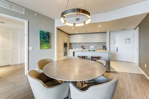 Apartment (2 Bedrooms) | Interior - Luxe Condo w/ Hallandale Beach Oceanfront View! (Hollywood)