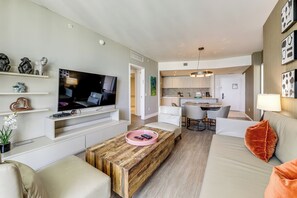 Apartment (2 Bedrooms) | Interior - Luxe Condo w/ Hallandale Beach Oceanfront View! (Hollywood)