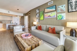 Apartment (2 Bedrooms) | Interior - Luxe Condo w/ Hallandale Beach Oceanfront View! (Hollywood)