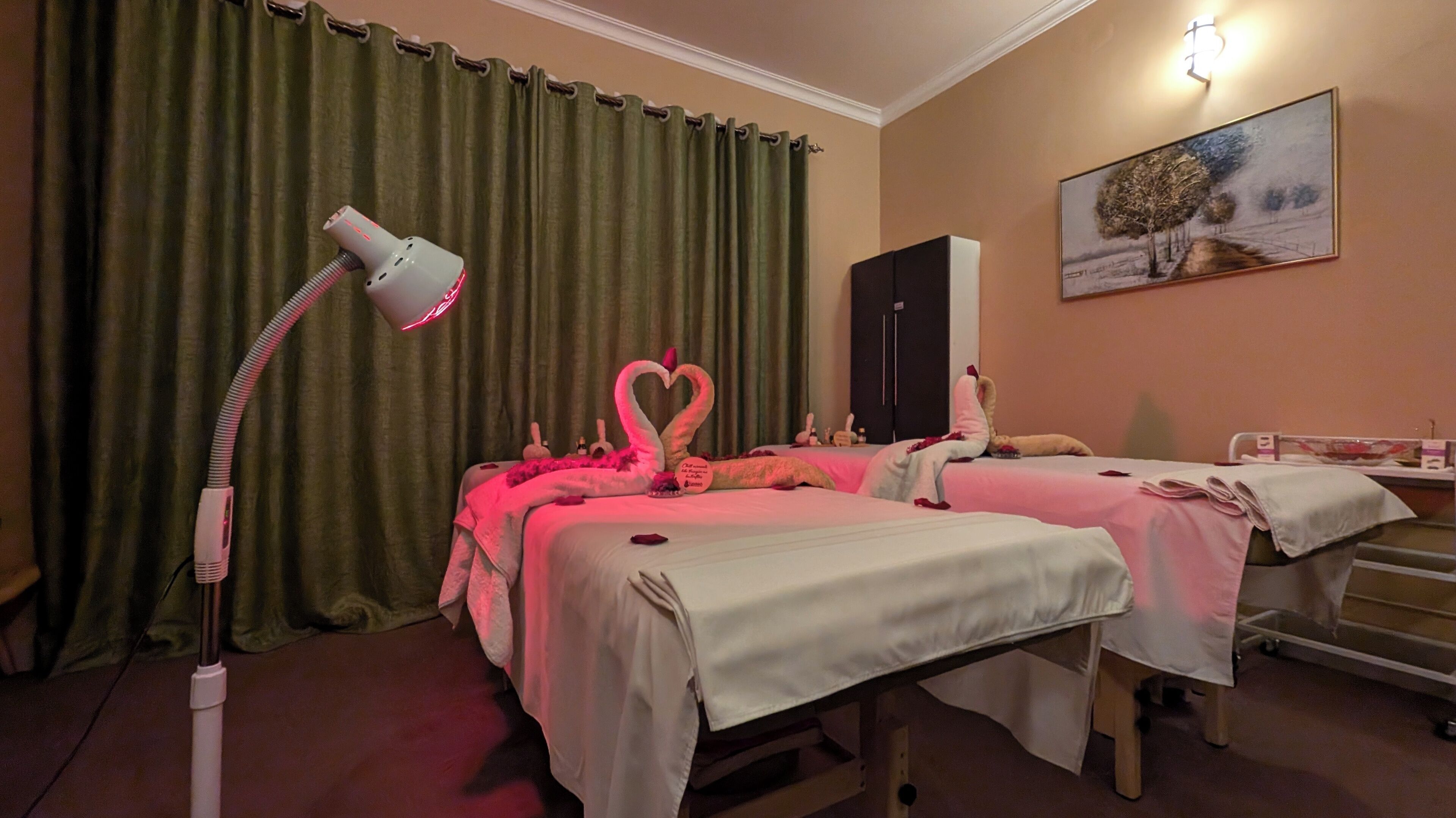 Parihoitohuone(ita), sauna, höyrysauna, turkkilainen sauna