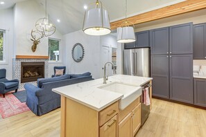 Casa (2 Bedrooms) | Interior